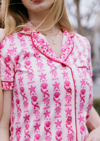 "Hawaii Hibiscus" Oversized Hoodie in Sonic Pink
